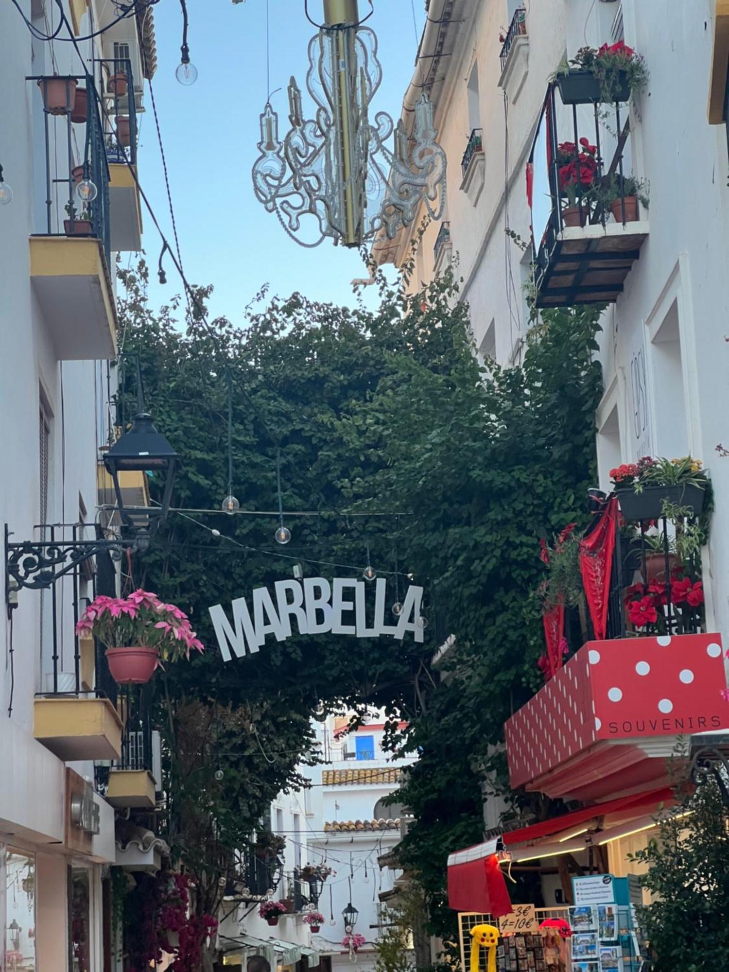 Marbella Village 外观 照片